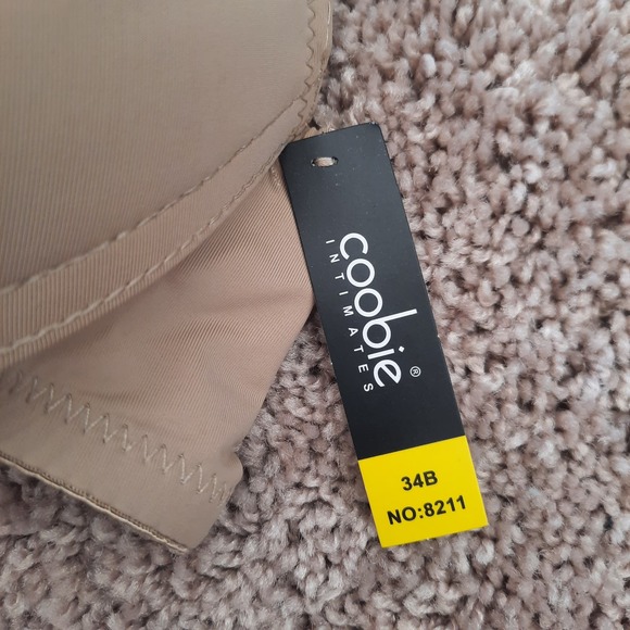 NWT Coobie 34 B Bra..  Padded Underwire, removable straps. - Picture 2 of 3